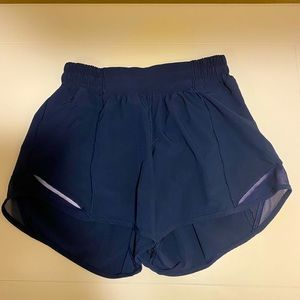 Lululemon hotty hot shorts 4”